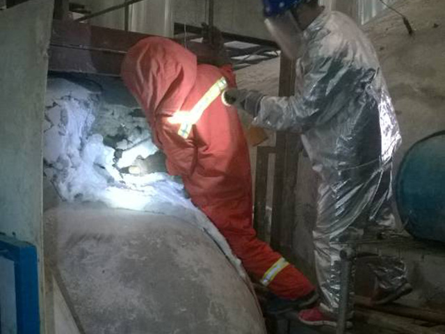 �ߜ�����������©���������C�������